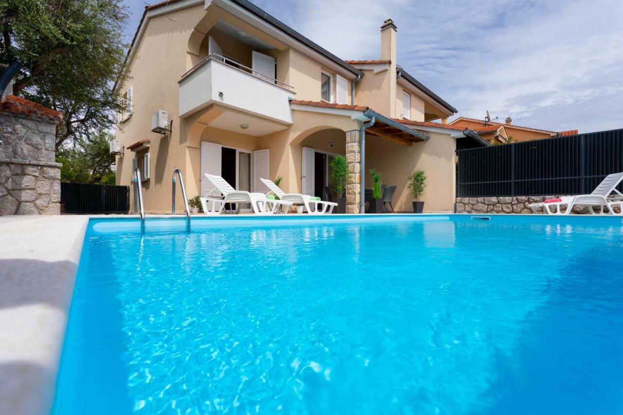 Villa Pianka Krk Town Extérieur photo