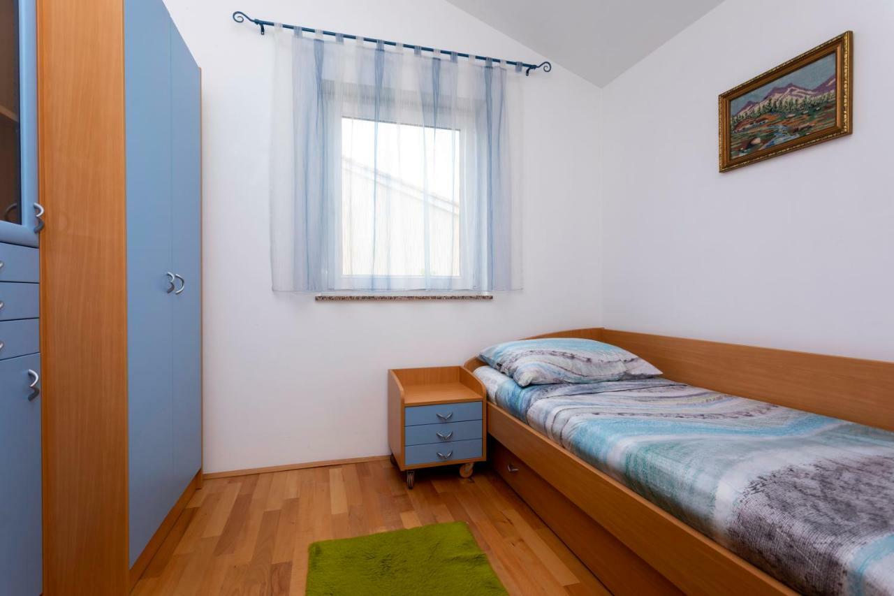 Villa Pianka Krk Town Extérieur photo