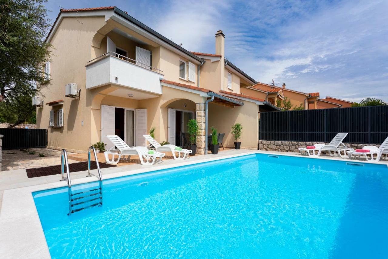 Villa Pianka Krk Town Extérieur photo