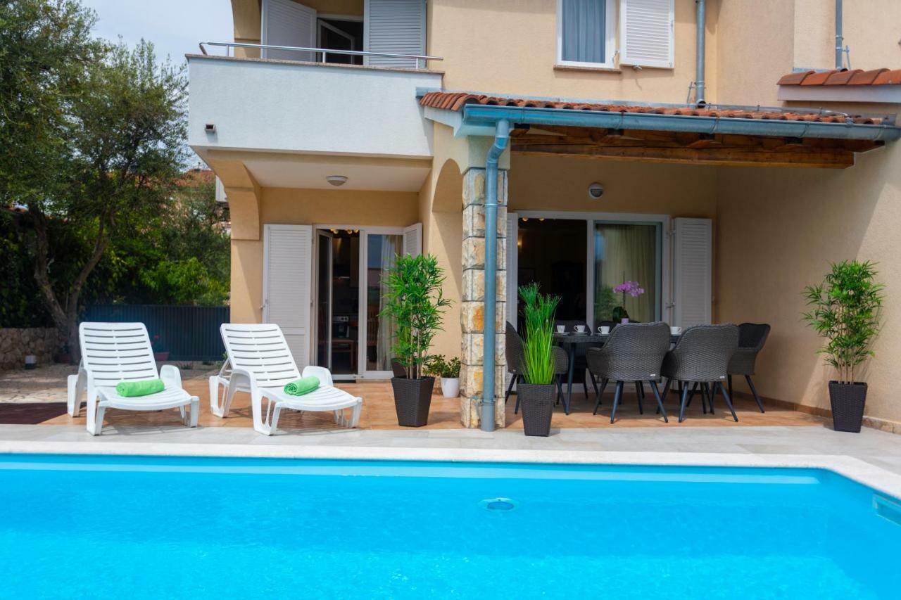 Villa Pianka Krk Town Extérieur photo
