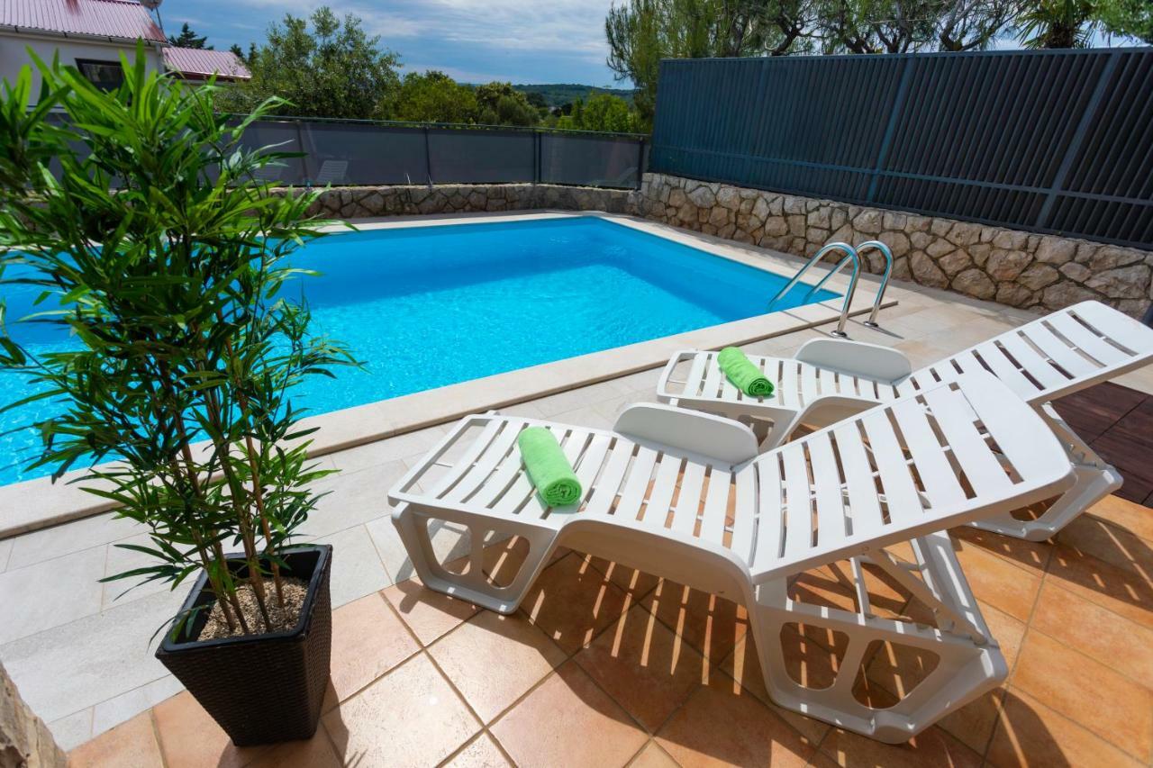 Villa Pianka Krk Town Extérieur photo